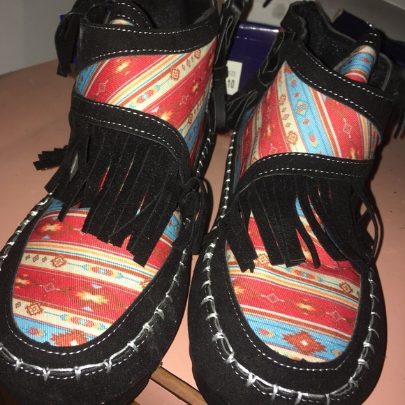 NuWave Navajo Themed Shoes Brand New Never Worn - Picture 1 of 3